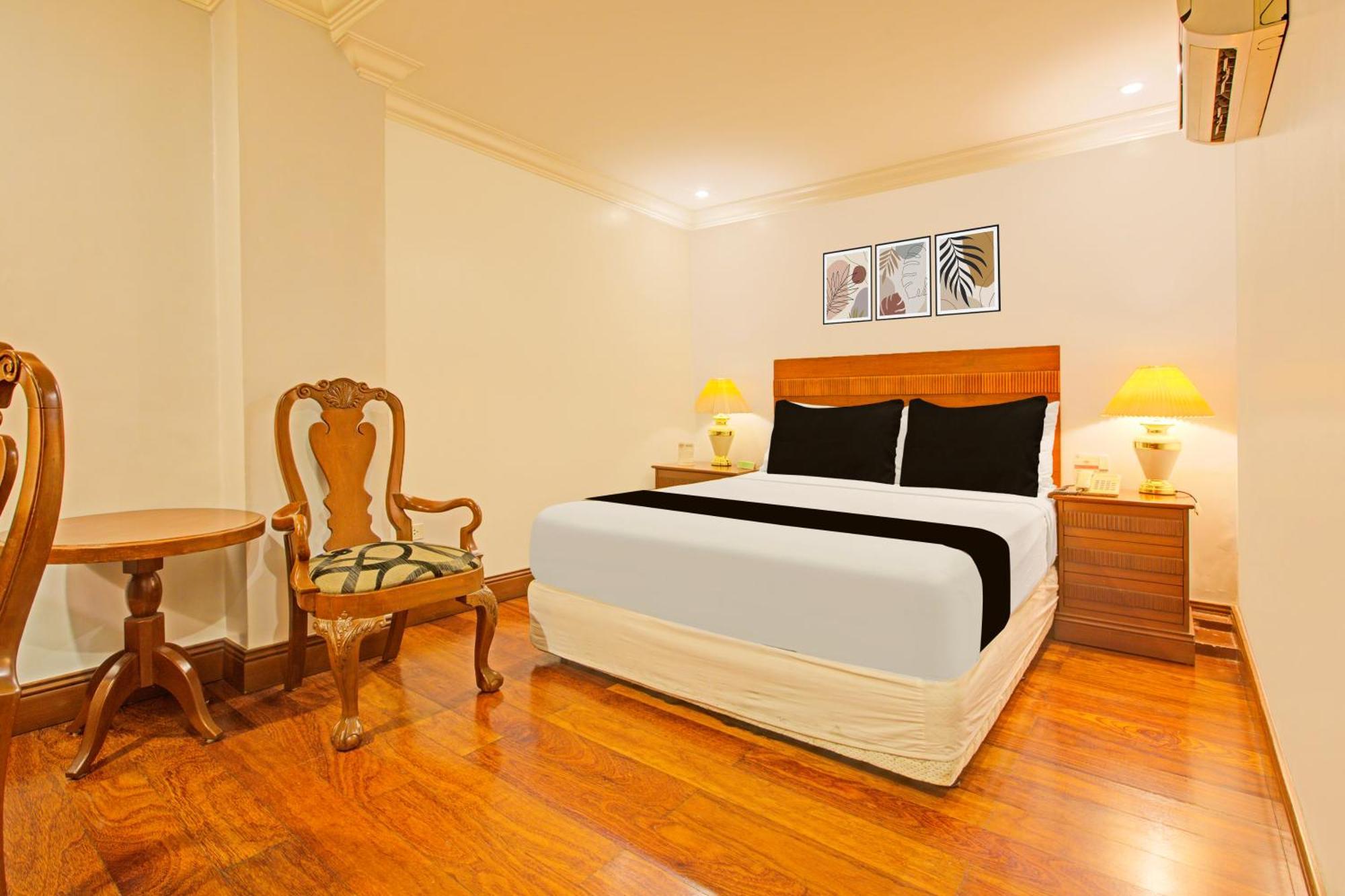 Townhouse Oak Vip Suites, Near Pnr Pasay Evangelista, Makati Manila ماكاتي المظهر الخارجي الصورة