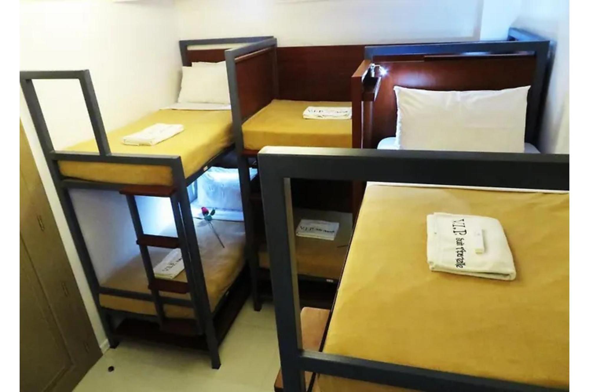 Townhouse Oak Vip Suites, Near Pnr Pasay Evangelista, Makati Manila ماكاتي المظهر الخارجي الصورة