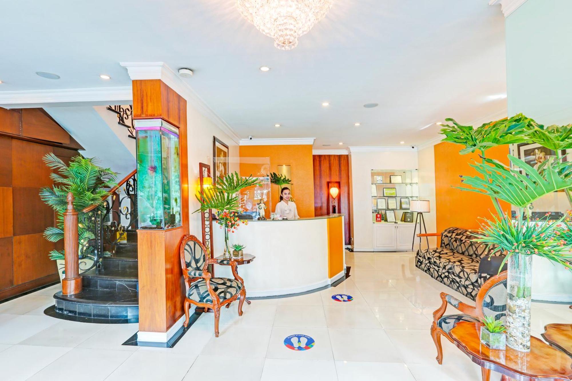 Townhouse Oak Vip Suites, Near Pnr Pasay Evangelista, Makati Manila ماكاتي المظهر الخارجي الصورة