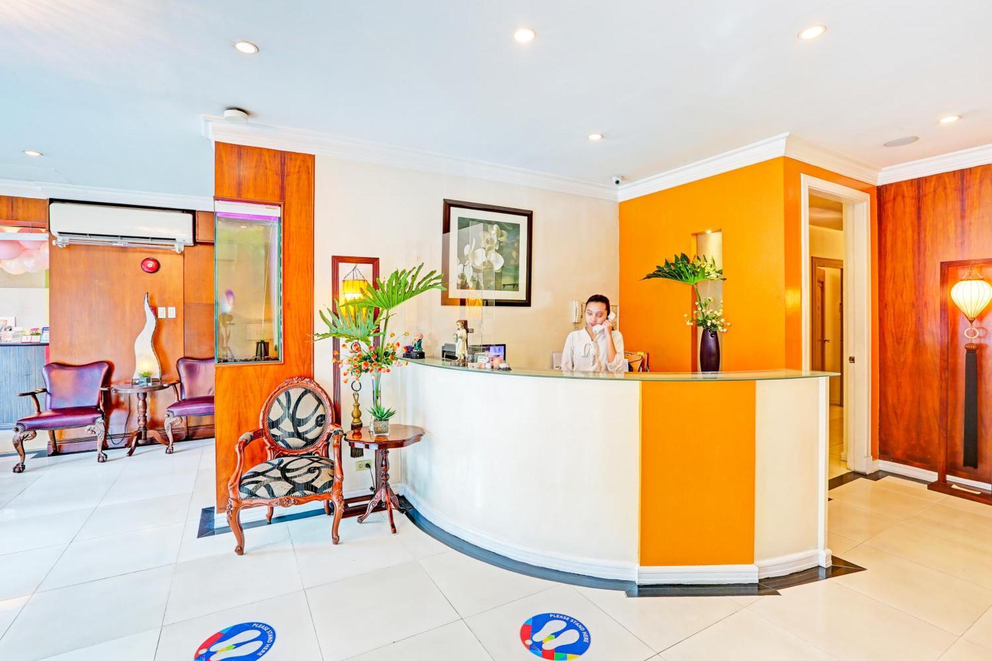 Townhouse Oak Vip Suites, Near Pnr Pasay Evangelista, Makati Manila ماكاتي المظهر الخارجي الصورة
